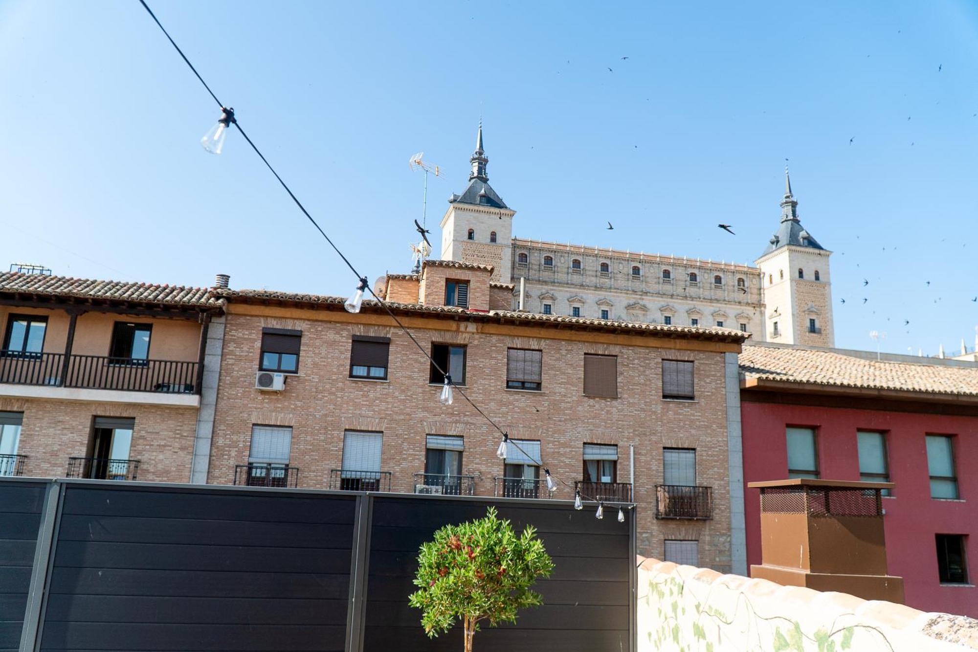 Cervantes 5 Collection - Greco Aparcamiento En El Edificio Toledo Kültér fotó